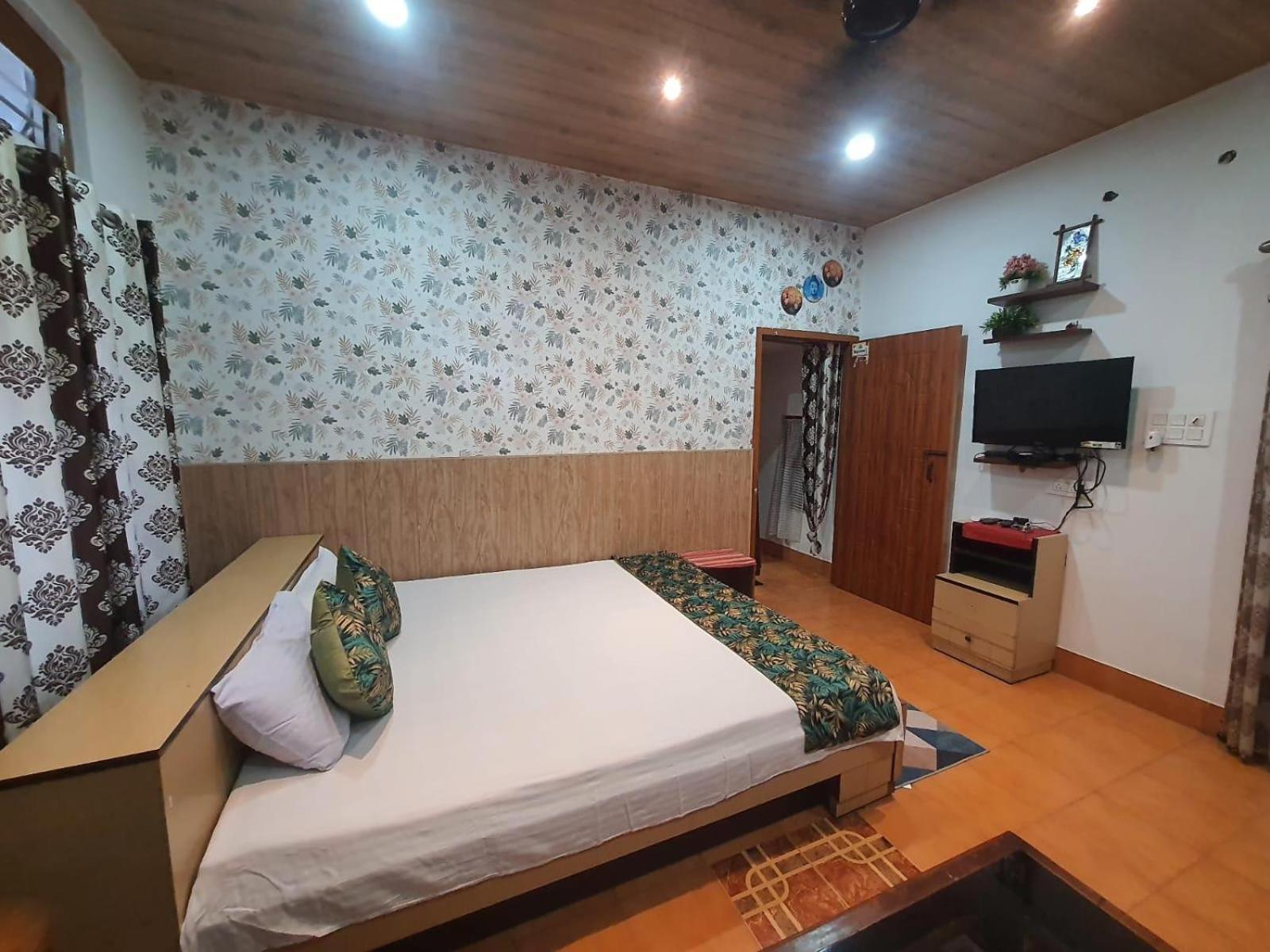 Amazing Homestay Гувахати Экстерьер фото