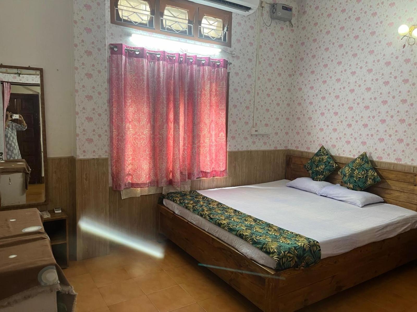 Amazing Homestay Гувахати Экстерьер фото